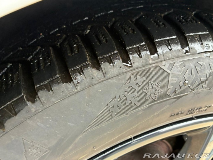 BMW 2 220i GT, 141KW, 7 MÍST 2017