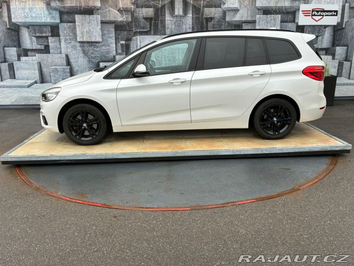 BMW 2 220i GT, 141KW, 7 MÍST 2017