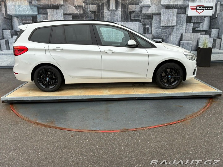 BMW 2 220i GT, 141KW, 7 MÍST 2017
