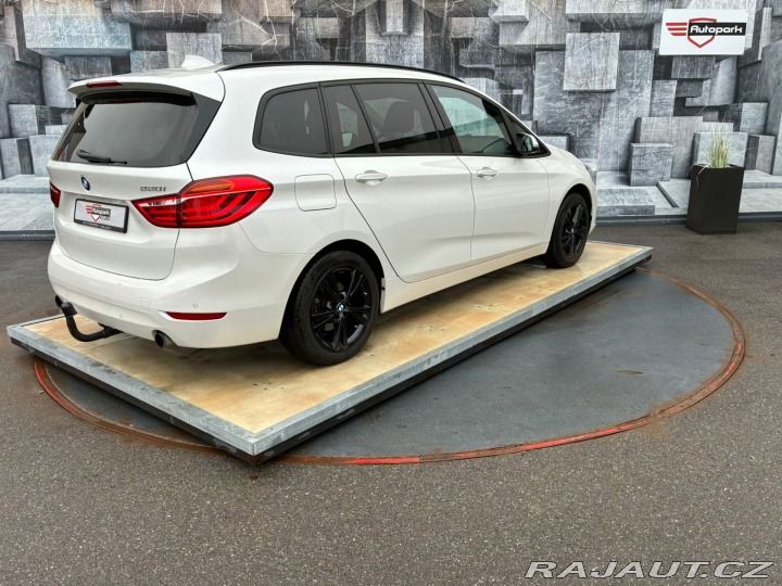 BMW 2 220i GT, 141KW, 7 MÍST 2017