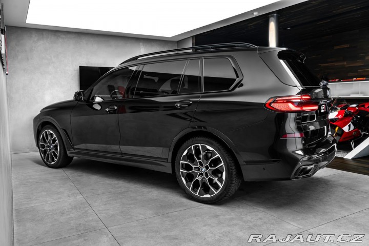 BMW X7 40i xDrive M Sport Indivi 2023