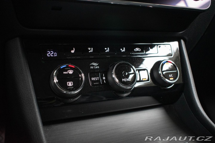 Škoda Superb 1.5 TSI STYLE*ACC*DPH*ČR 2020