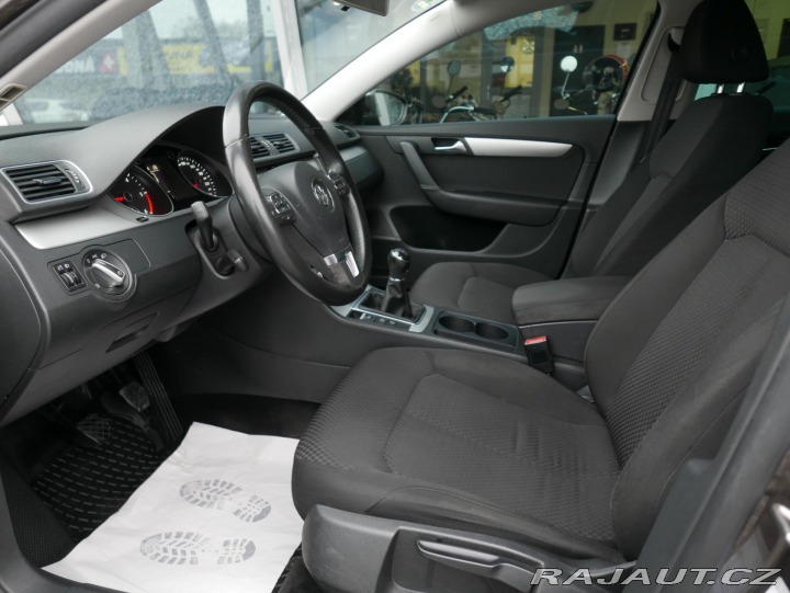 Volkswagen Passat 1,6 TDI 77kW Kombi 2012