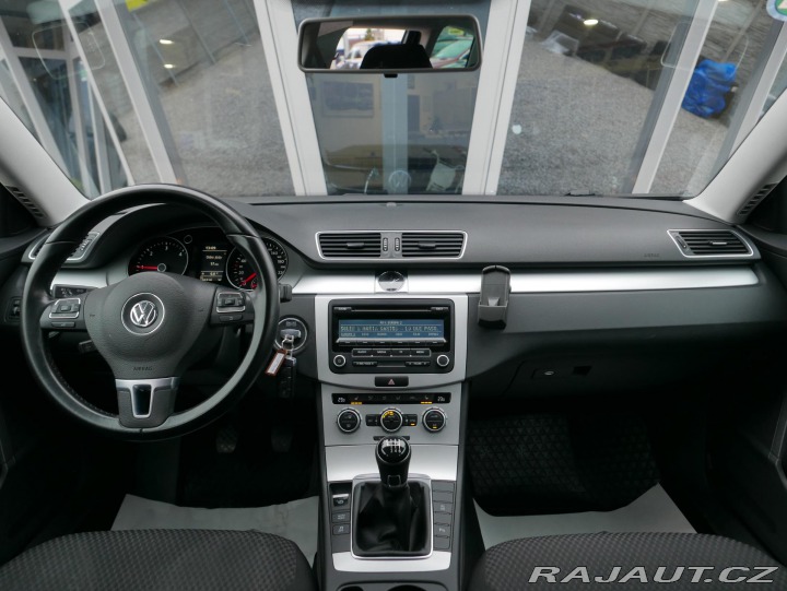 Volkswagen Passat 1,6 TDI 77kW Kombi 2012