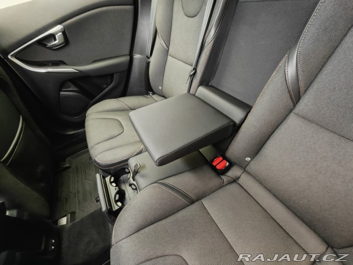 Volvo V40 Cross Country 6-AUT 2WD 2018