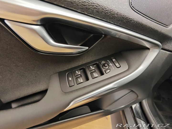 Volvo V40 Cross Country 6-AUT 2WD 2018