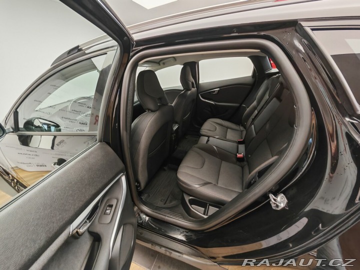 Volvo V40 Cross Country 6-AUT 2WD 2016