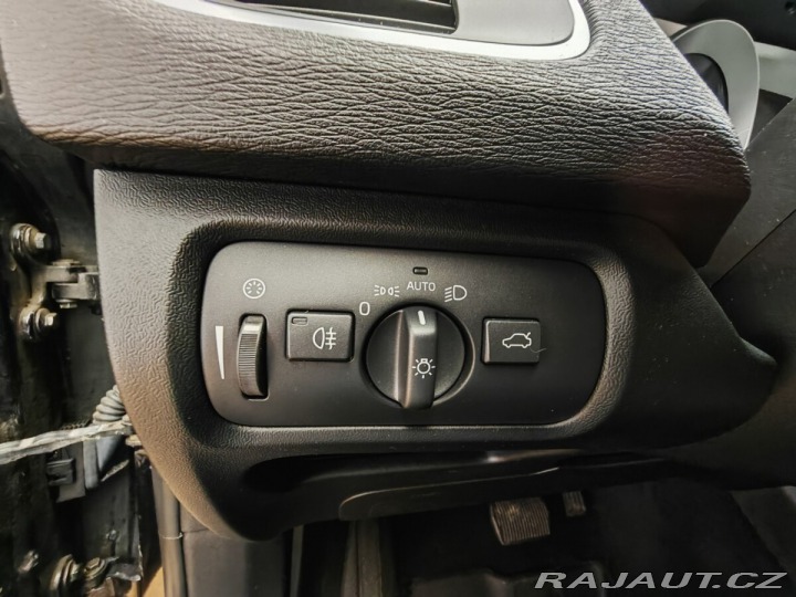 Volvo V40 Cross Country 6-AUT 2WD 2016