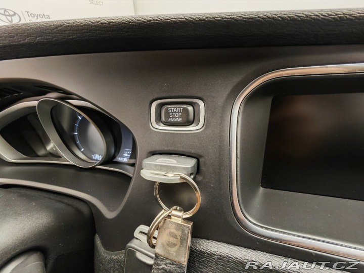 Volvo V40 Cross Country 6-AUT 2WD 2016