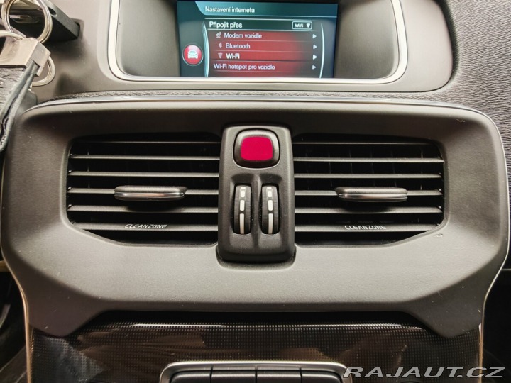 Volvo V40 Cross Country 6-AUT 2WD 2016