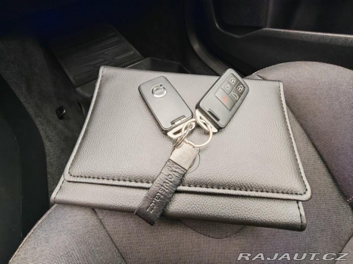 Volvo V40 Cross Country 6-AUT 2WD 2016