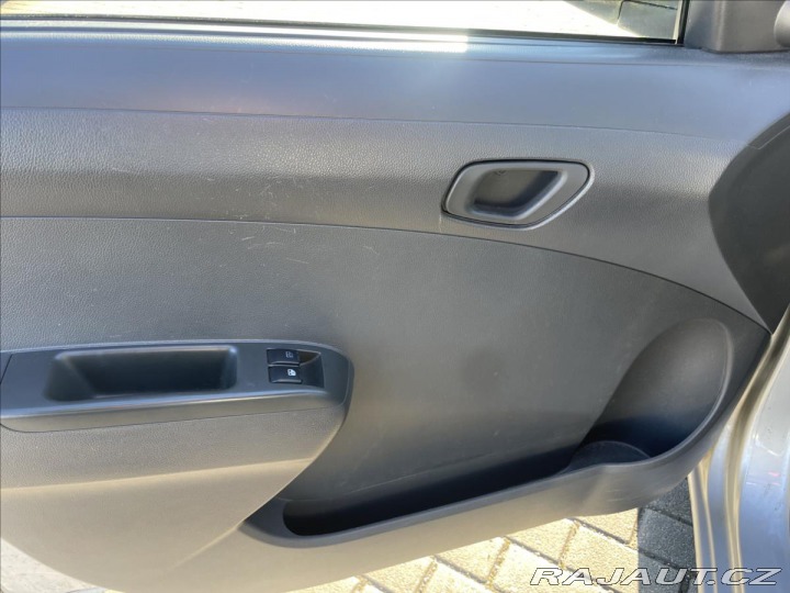 Chevrolet Spark 1,0 i 50kw CZ auto, 1maji 2012