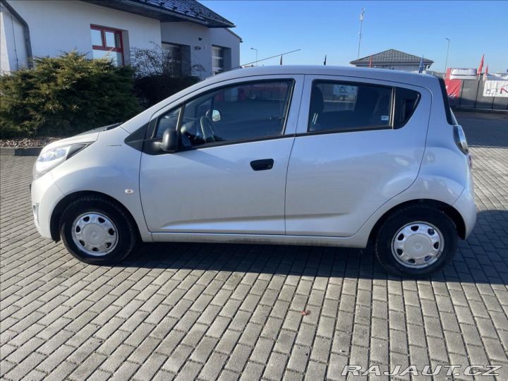Chevrolet Spark 1,0 i 50kw CZ auto, 1maji 2012