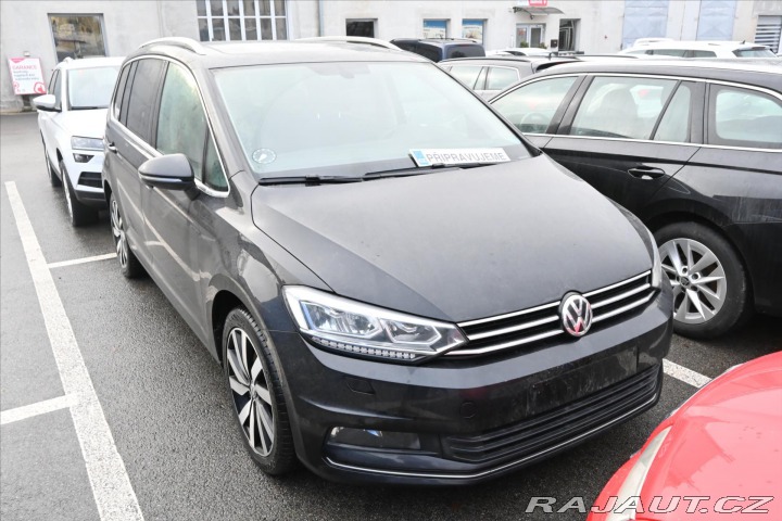 Volkswagen Touran 2,0 TDI 110 kW DSG Highli 2020