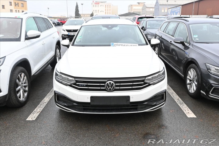 Volkswagen Passat 1,4 GTE 160kW DSG VŮZ PŘI 2021