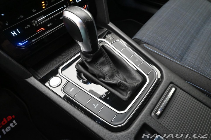 Volkswagen Passat 1,4 GTE 160 kW DSG Záruka 2020