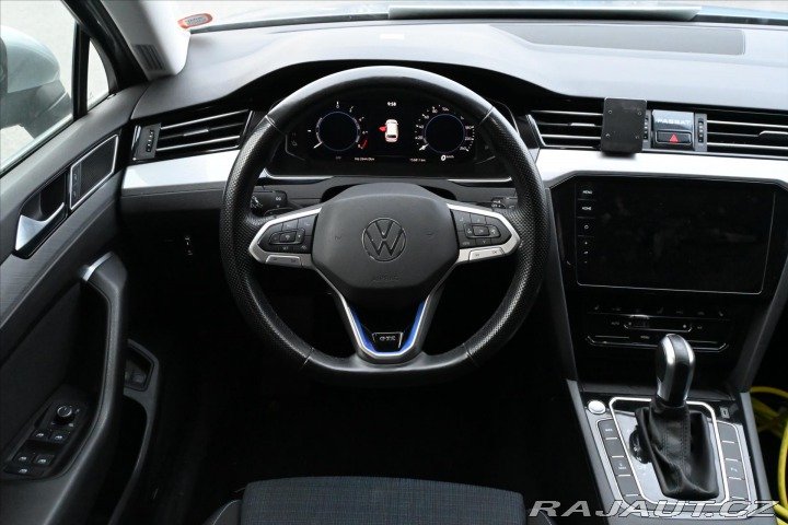Volkswagen Passat 1,4 GTE 160 kW DSG VŮZ PŘ 2020