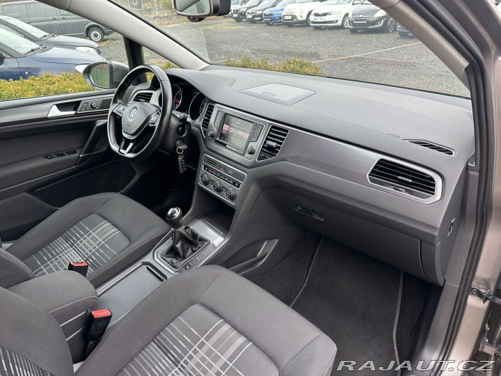 Volkswagen Golf Sportsvan 1,6TDI 81kW LOUNGE TAŽNÉ 2016