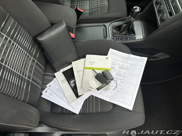 Volkswagen Golf Sportsvan 1,6TDI 81kW LOUNGE TAŽNÉ 2016