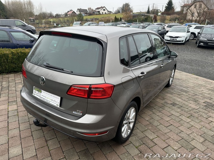Volkswagen Golf Sportsvan 1,6TDI 81kW LOUNGE TAŽNÉ 2016