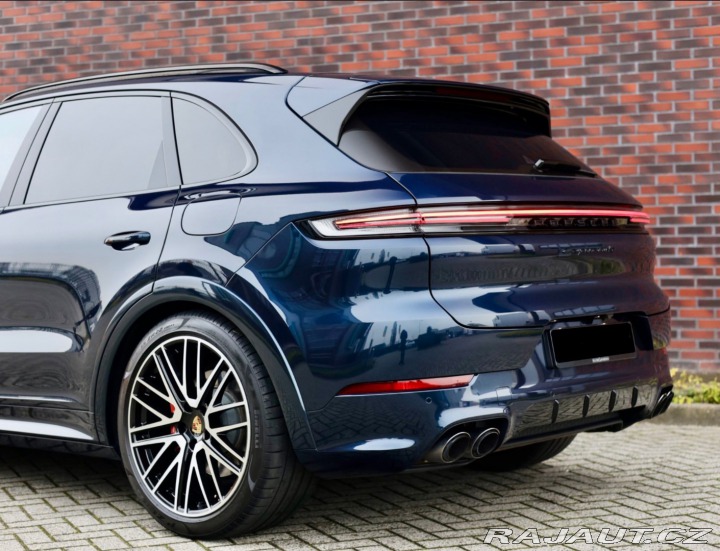 Porsche Cayenne Turbo E-Hybrid 4.0 V8 54 2024