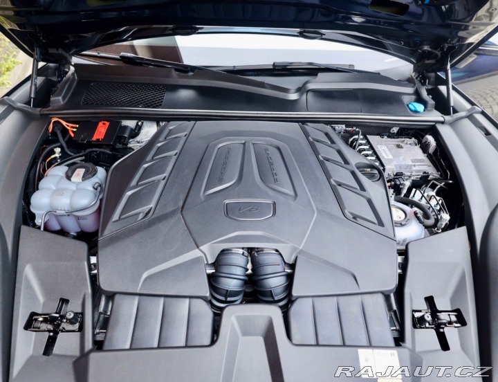 Porsche Cayenne Turbo E-Hybrid 4.0 V8 54 2024