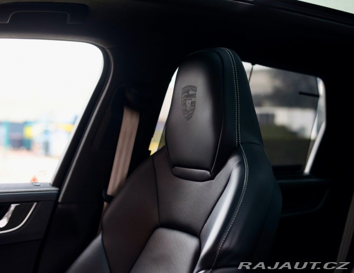 Porsche Cayenne Turbo E-Hybrid 4.0 V8 54 2024