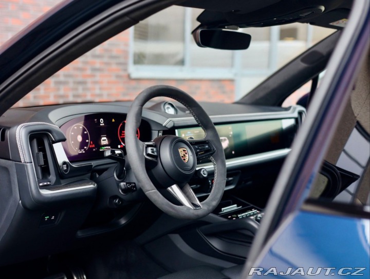 Porsche Cayenne Turbo E-Hybrid 4.0 V8 54 2024