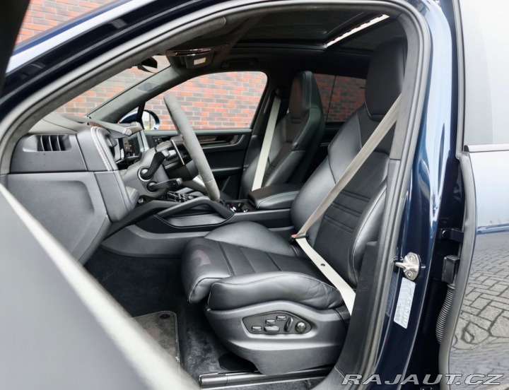 Porsche Cayenne Turbo E-Hybrid 4.0 V8 54 2024