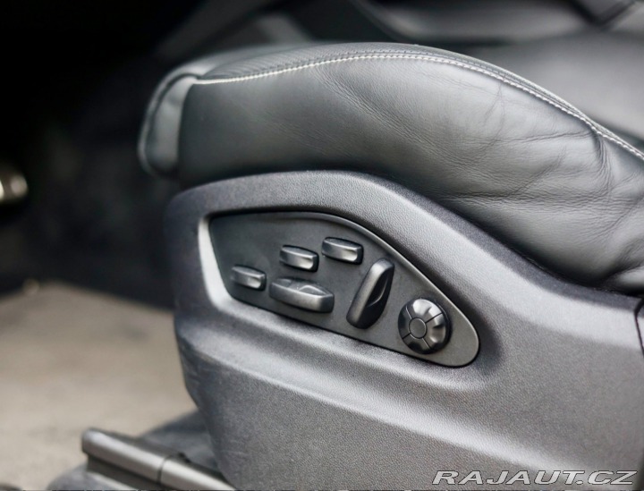 Porsche Cayenne Turbo E-Hybrid 4.0 V8 54 2024