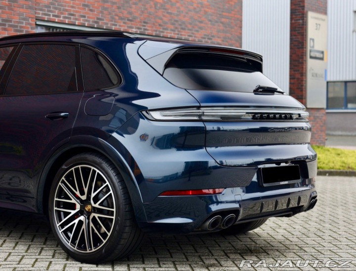 Porsche Cayenne Turbo E-Hybrid 4.0 V8 54 2024