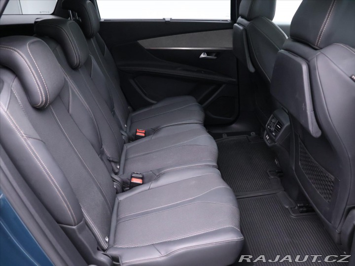 Peugeot 5008 2,0 BlueHDI 130kW CZ 1.Ma 2022