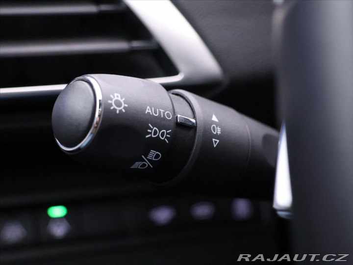 Peugeot 5008 2,0 BlueHDI 130kW CZ 1.Ma 2022