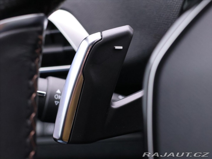 Peugeot 5008 2,0 BlueHDI 130kW CZ 1.Ma 2022