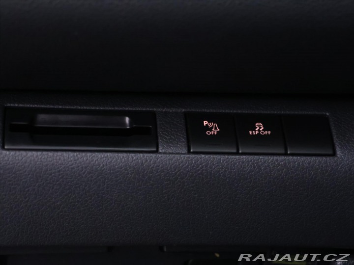 Peugeot 5008 1,6 i 88kW Panorama Aut.k 2011