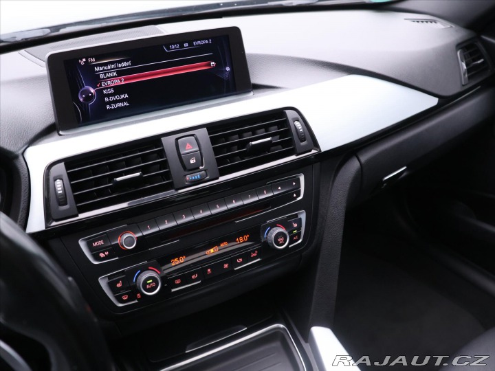 BMW 3 3.0 330d xDrive 190kW Tou 2014