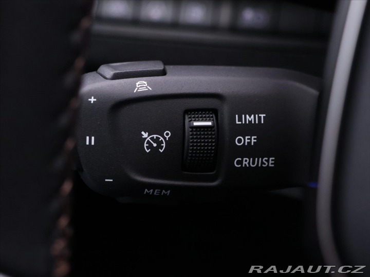 Peugeot 3008 1,6 PureTech 133kW Automa 2021