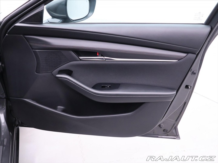 Mazda 3 2,0 e-Skyactiv 137kW CZ 2023