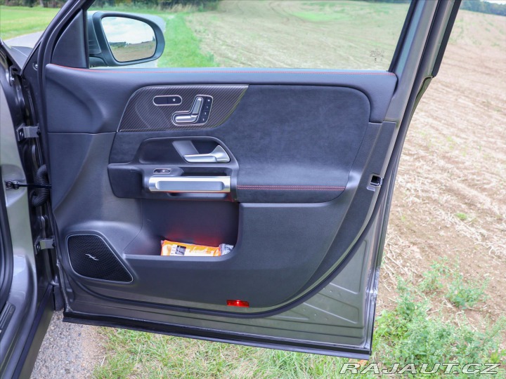 Mercedes-Benz GLB 2,0 200d 4MATIC AMG Premi 2025