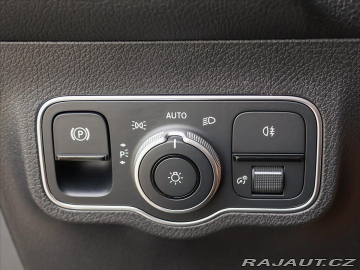 Mercedes-Benz GLB 2,0 200d 4MATIC AMG Premi 2025