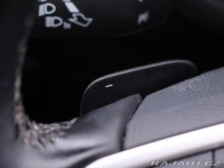 Volkswagen Passat 2,0 TDI 110kW DSG LED ACC 2022