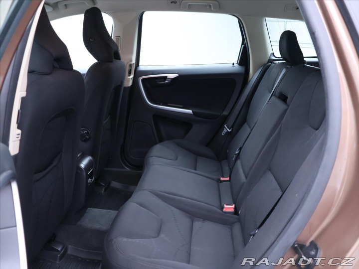 Volvo XC60 2,4 D5 151kW AWD Kinetic 2010