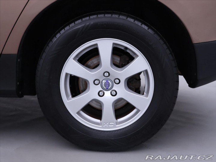 Volvo XC60 2,4 D5 151kW AWD Kinetic 2010