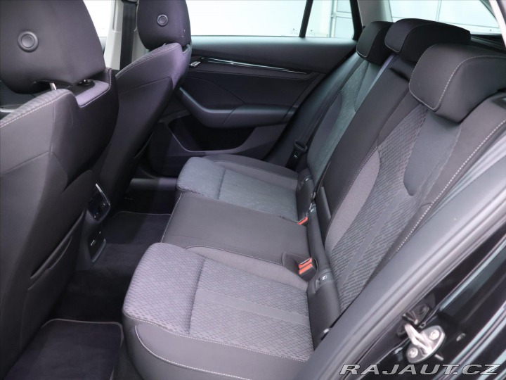 Škoda Octavia 2,0 TDI DSG Navi LED ACC 2022