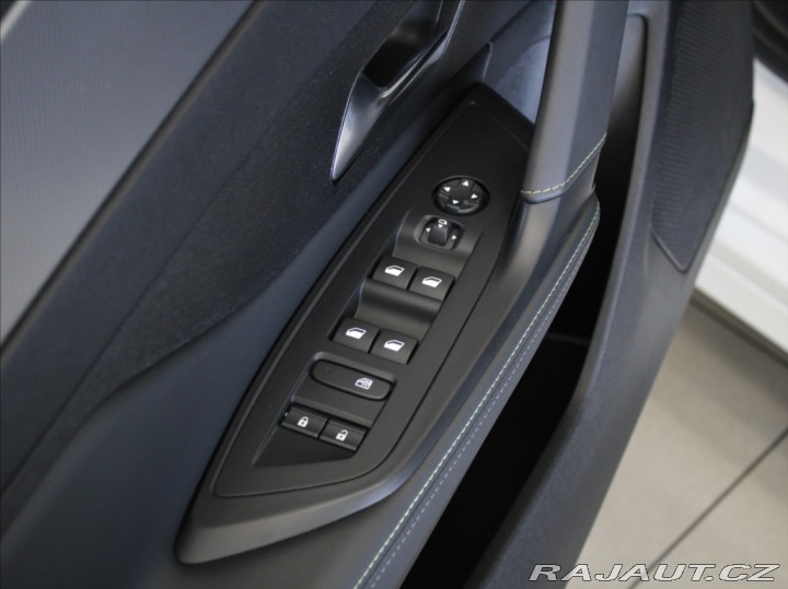 Peugeot 308 1,6 PHEV 180 GT-line 25tk 2023