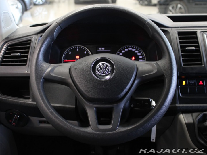 Volkswagen Transporter 2,0 TDi Trend 6-m. Akční 2016