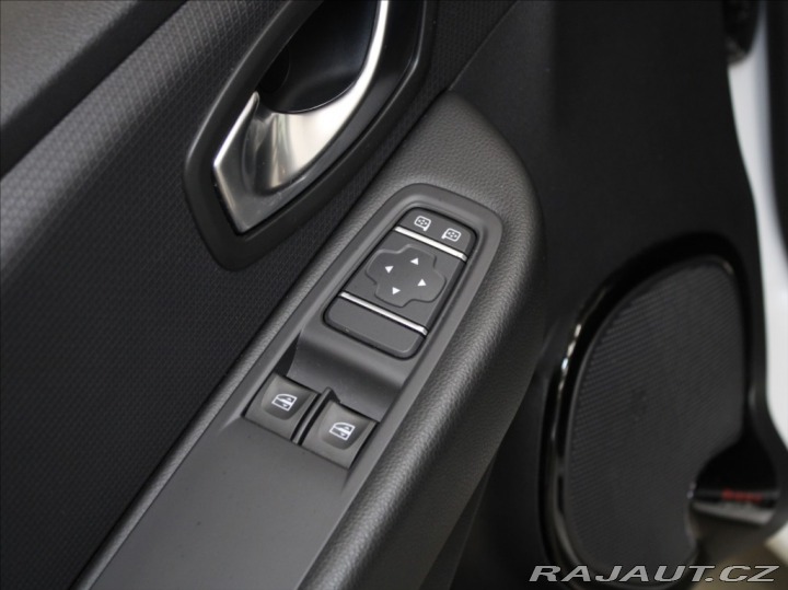 Renault Clio 0,9 TCE 56kW 1.maj.ČR 71t 2020