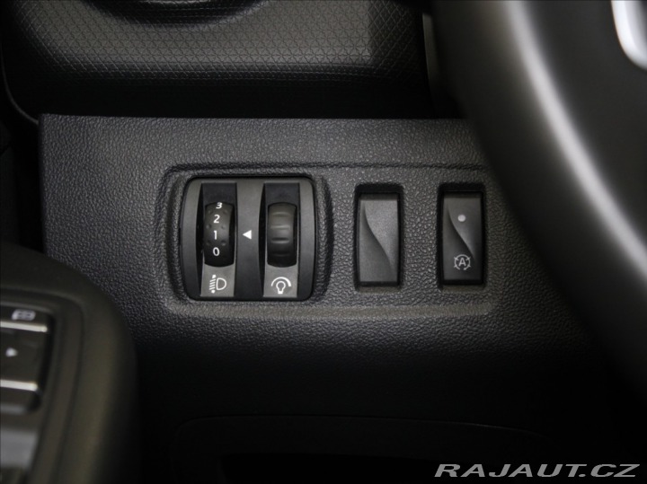 Renault Clio 0,9 TCE 56kW 1.maj.ČR 71t 2020