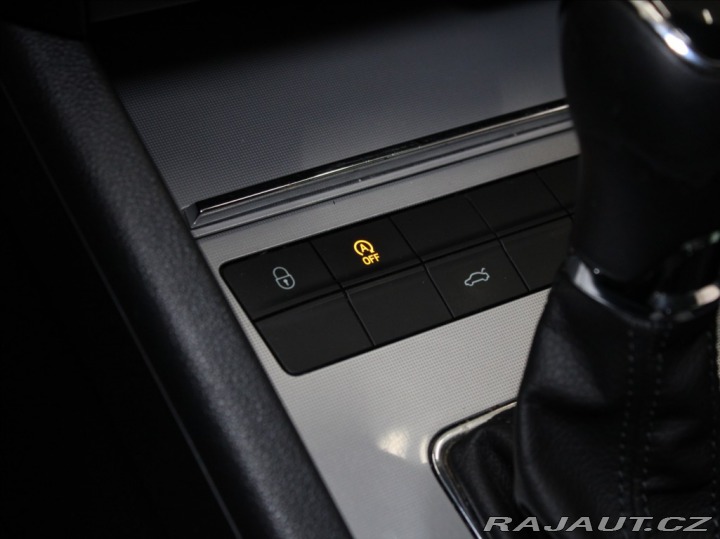 Škoda Octavia 1,6 TDi 81kW DSG 2.maj.ČR 2016