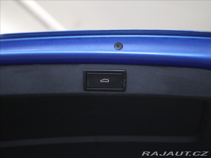 Škoda Octavia 1,6 TDi 81kW DSG 2.maj.ČR 2016